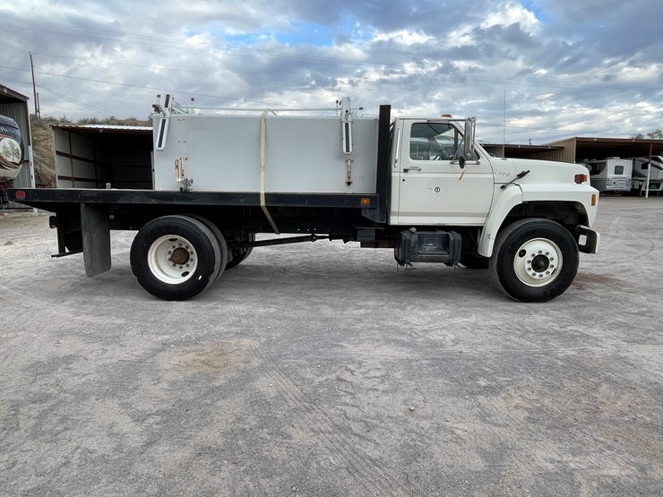 1994-ford-f700-image-4