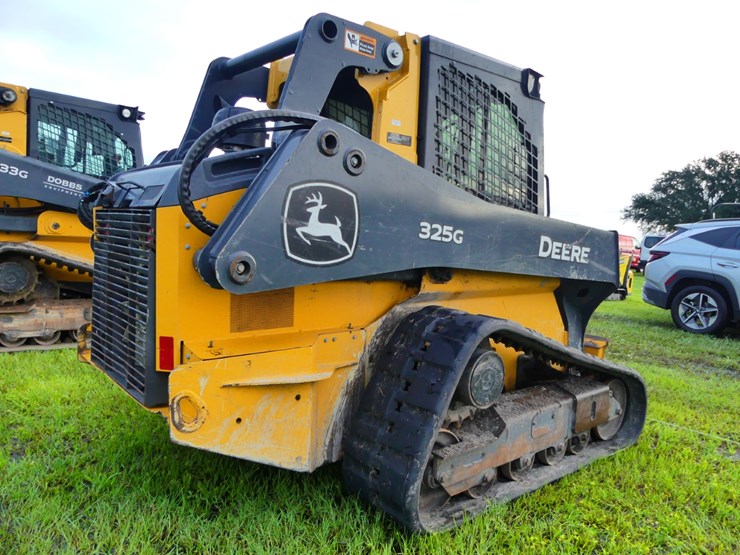 deere-325g-image-4