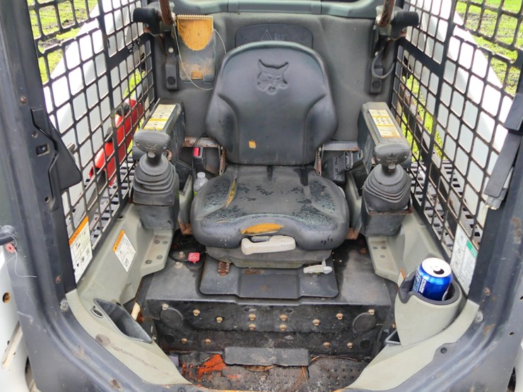 2020-bobcat-t590-image-12