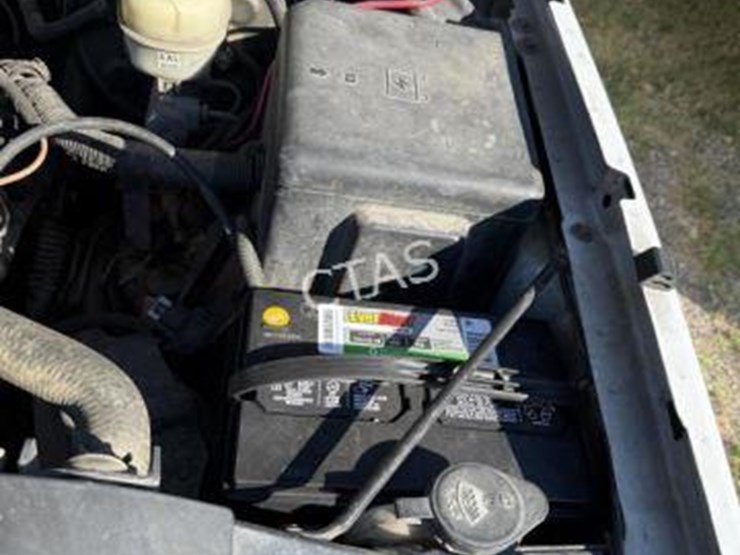 2006-chevrolet-silverado-image-15