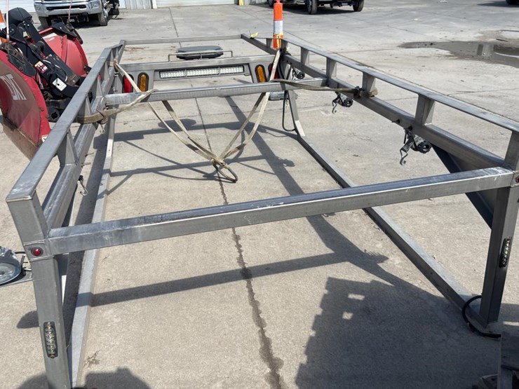 #5055-•-homemade-aluminum-truck-ladder-rack-image-6