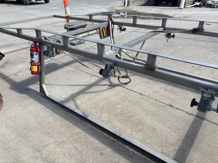 #5055-•-homemade-aluminum-truck-ladder-rack-image-5