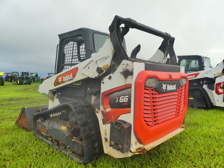 2022-bobcat-t66-image-3