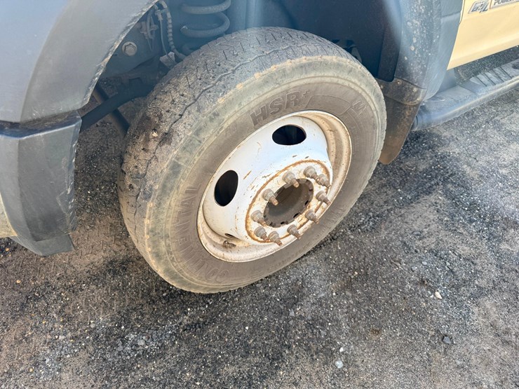 2019-ford-f550-xl-image-22