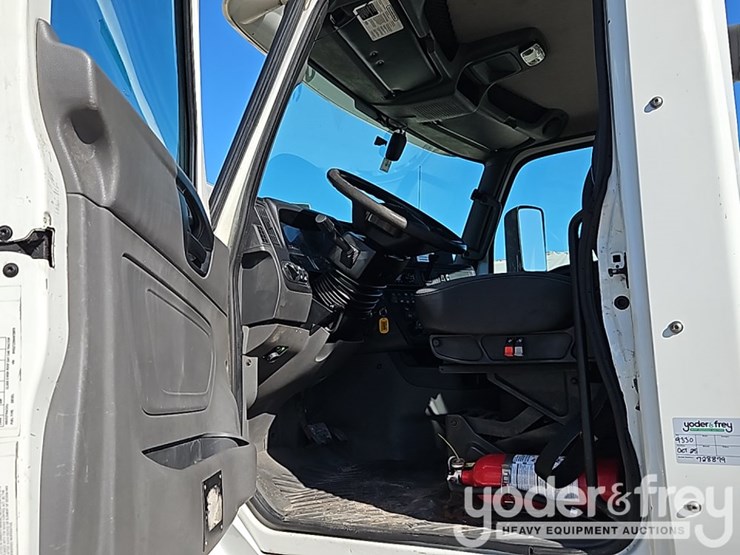 2019-international-lt-image-29