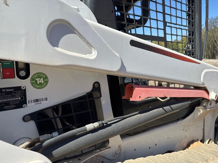 2014-bobcat-t550-image-20