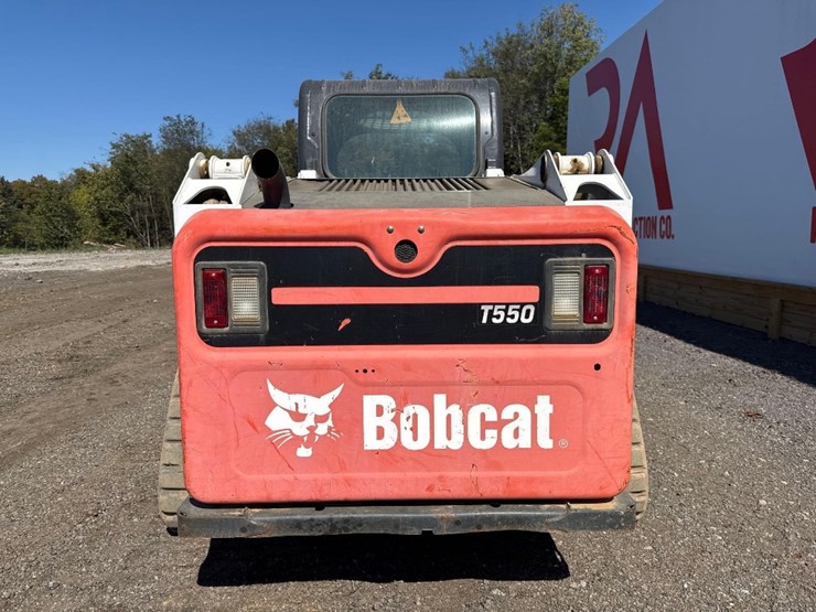 2014-bobcat-t550-image-8