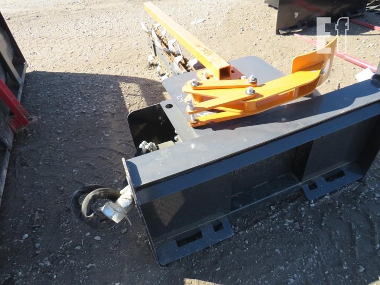 skid-loader-trencher-image-3