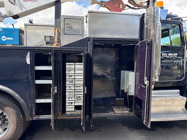 2012-peterbilt-337-image-12