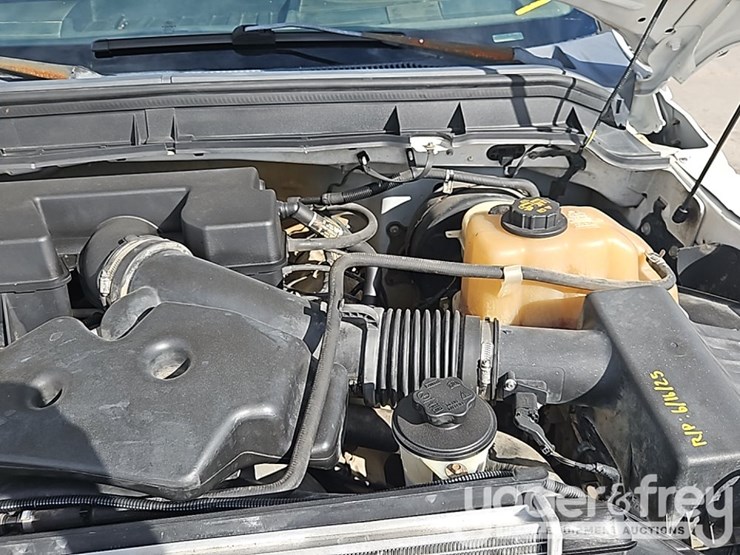 2011-ford-f350-image-18