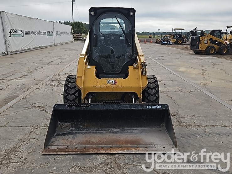 2021-caterpillar-272d3-image-11