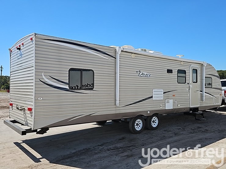 2018-35'-forest-river-shasta-oasis-30qb-travel-trailer,-one-slideout,-sleeps-8-image-4