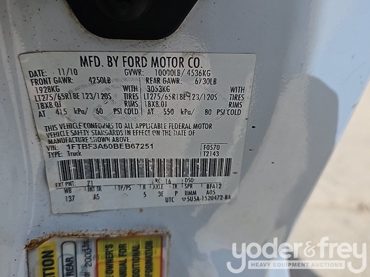 2011-ford-f350-image-29