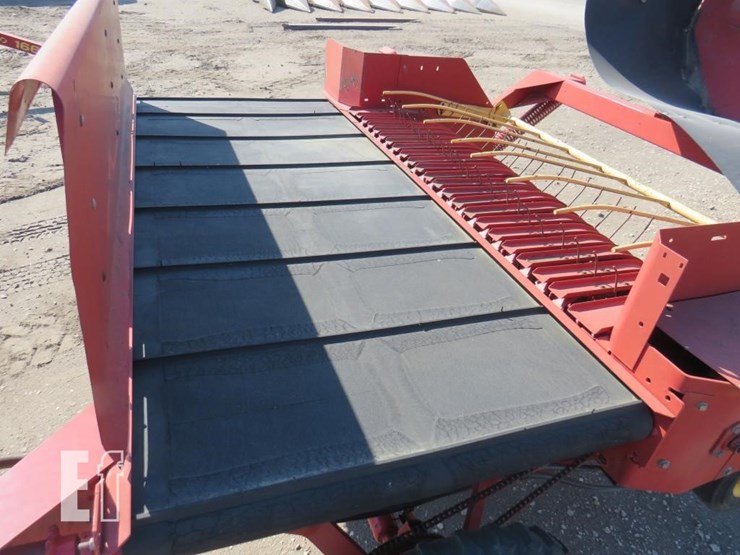 new-holland-166-image-3