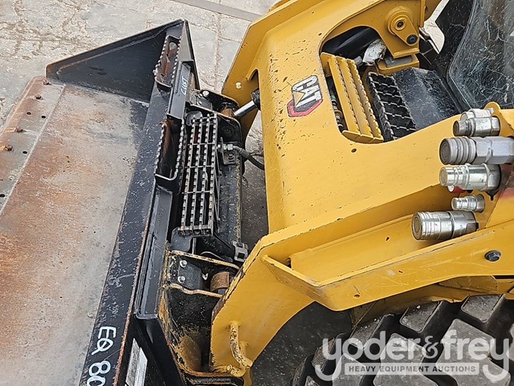 2021-caterpillar-272d3-image-13