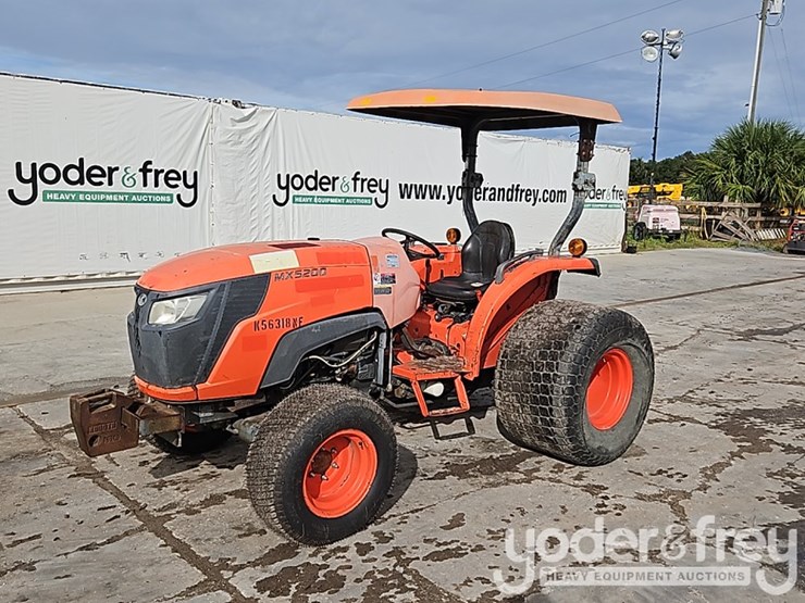 2016-kubota-mx5200hst-image-1