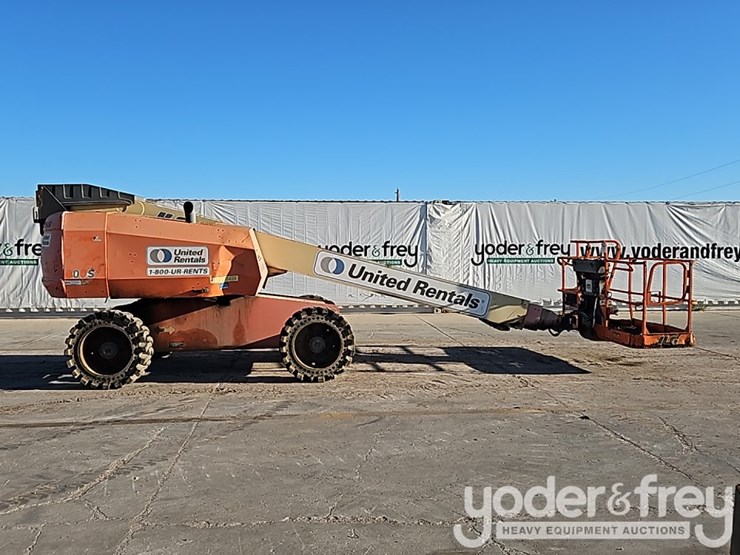 2012-jlg-600s-image-6