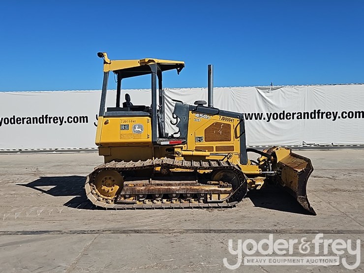 2015-deere-450j-image-6