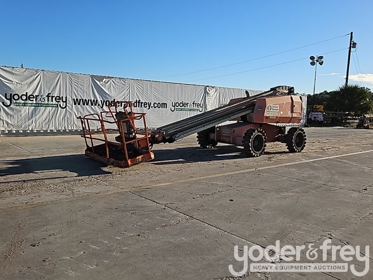 2012-jlg-600s-image-2
