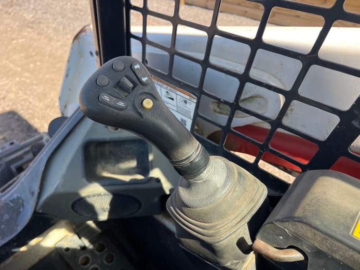 2018-bobcat-t550-image-27