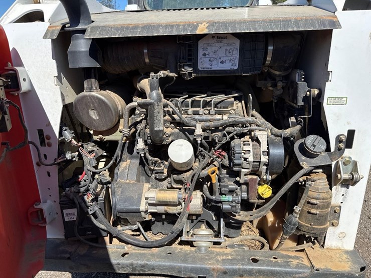 2014-bobcat-t550-image-19