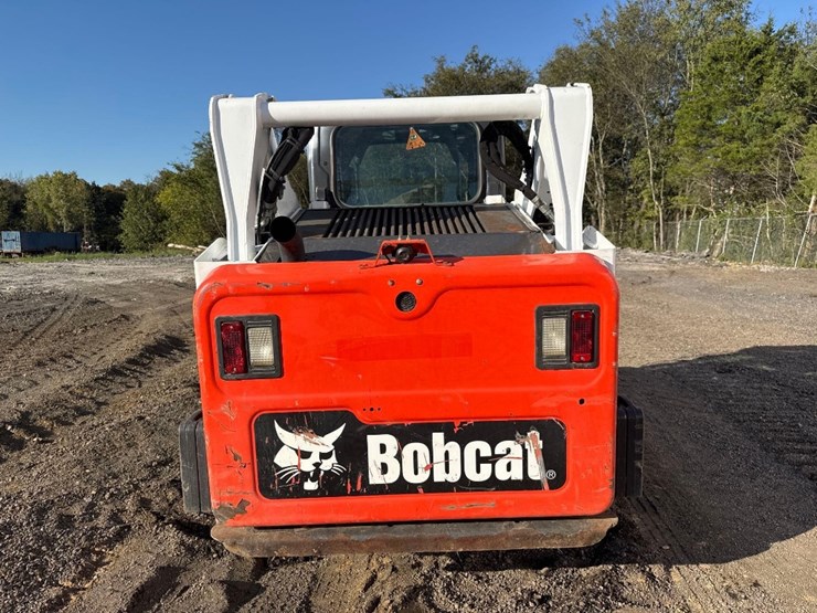 2021-bobcat-t595-image-7
