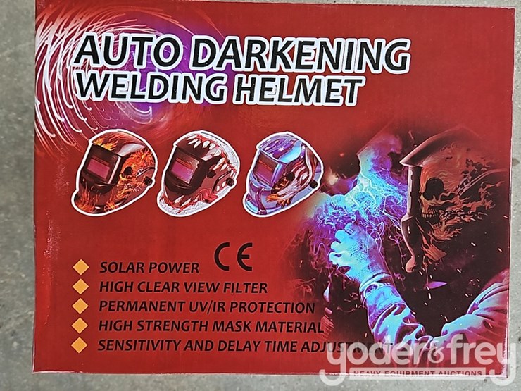 auto-darkening-welding-helmets-image-4