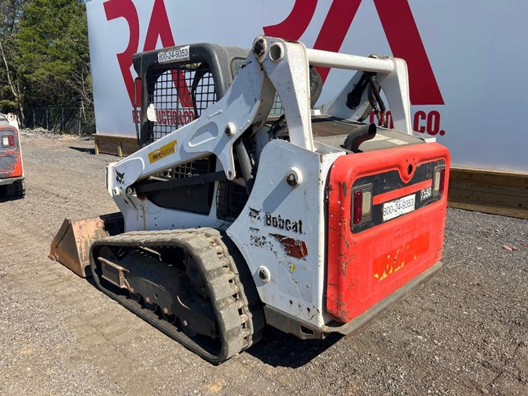 2019-bobcat-t590-image-2
