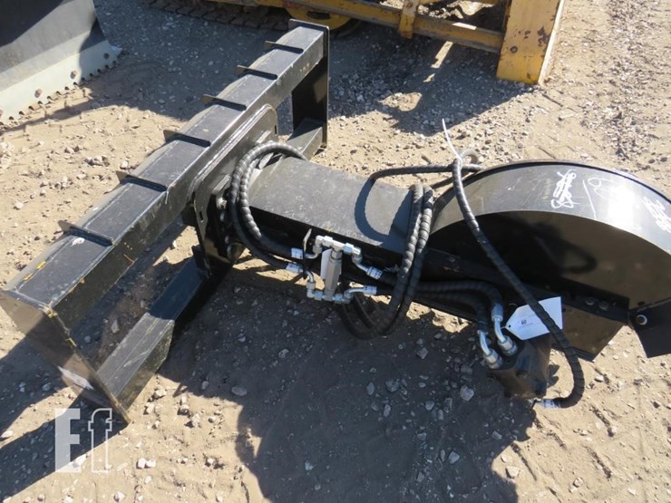 skid-loader-stump-grinder-image-2