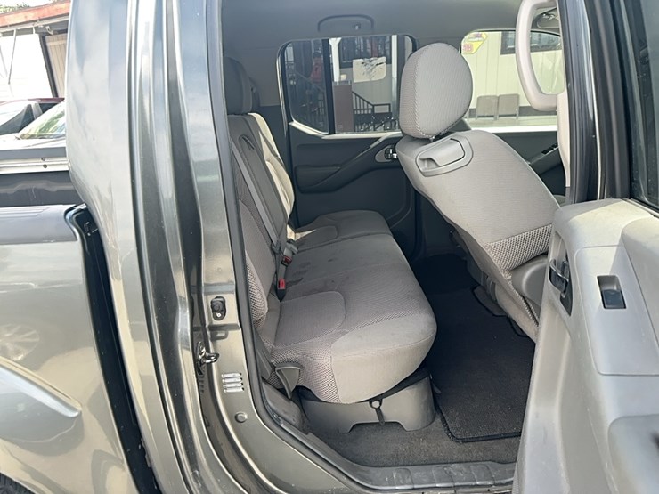 2006-nissan-frontier-image-5