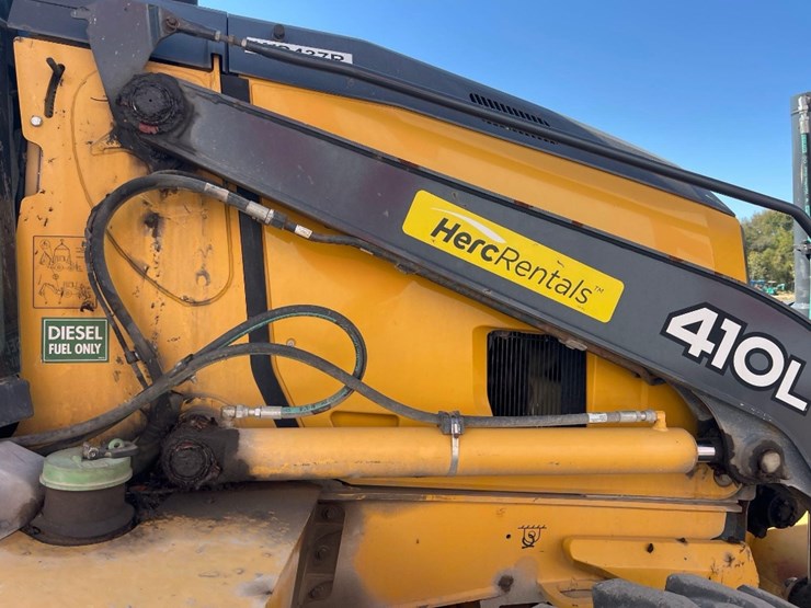 deere-410l-image-25