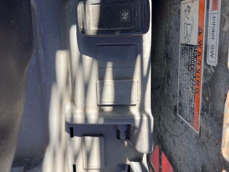 kubota-svl75-2-image-31