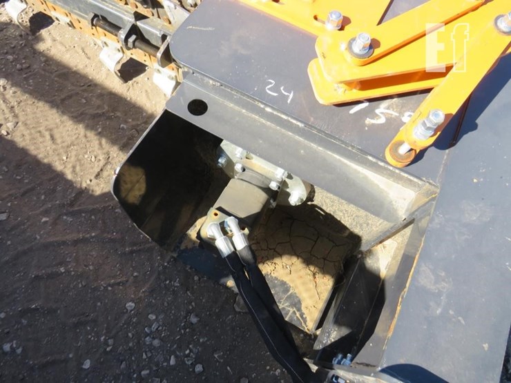 skid-loader-trencher-image-4