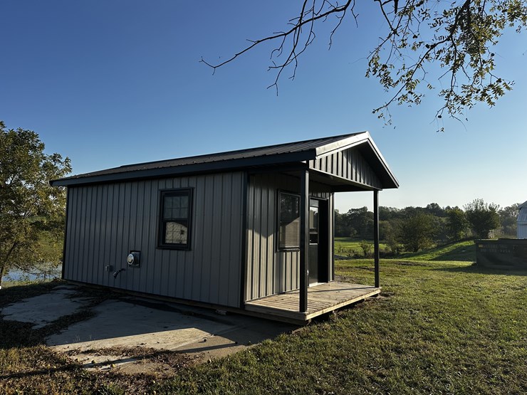 #1703-•-fully-finished-portable-cabin-image-5