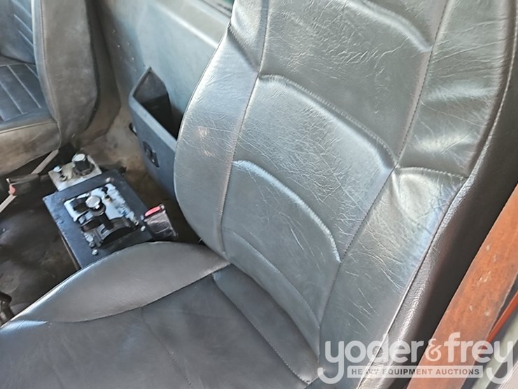 2015-mack-gu713-granite-image-27