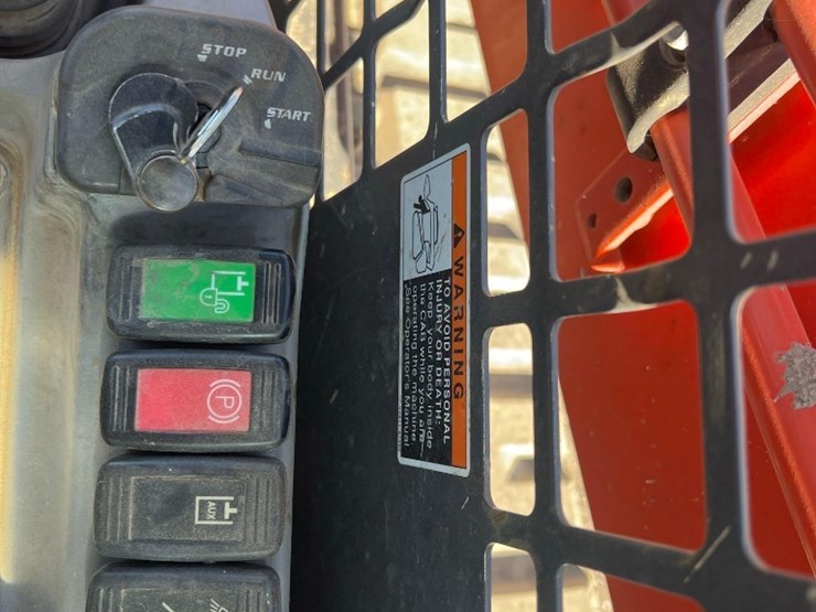 2019-kubota-svl75-2-image-26