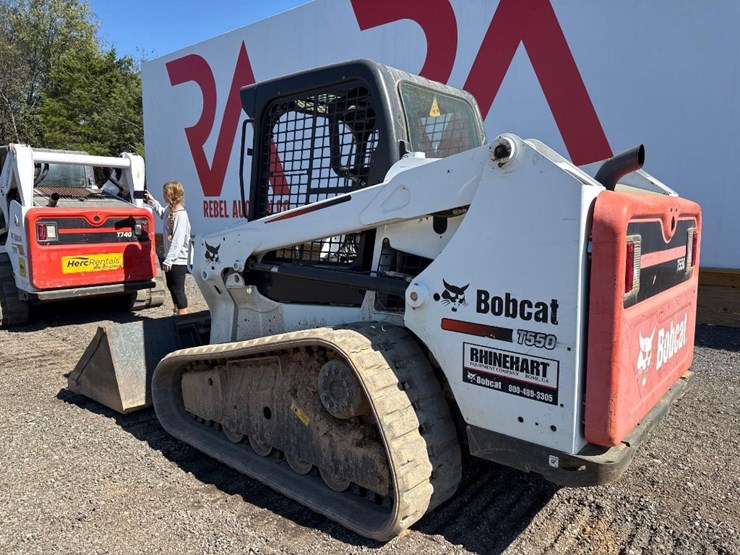 2014-bobcat-t550-image-9