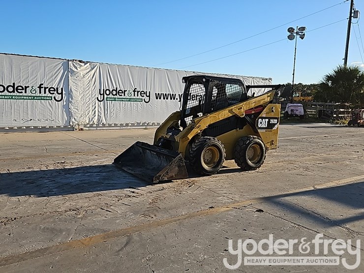 2019-caterpillar-262d-image-2