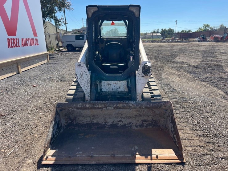 2019-bobcat-t590-image-7