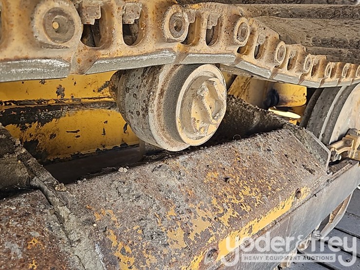 deere-650h-lgp-image-10