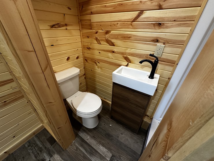 #1703-•-fully-finished-portable-cabin-image-57