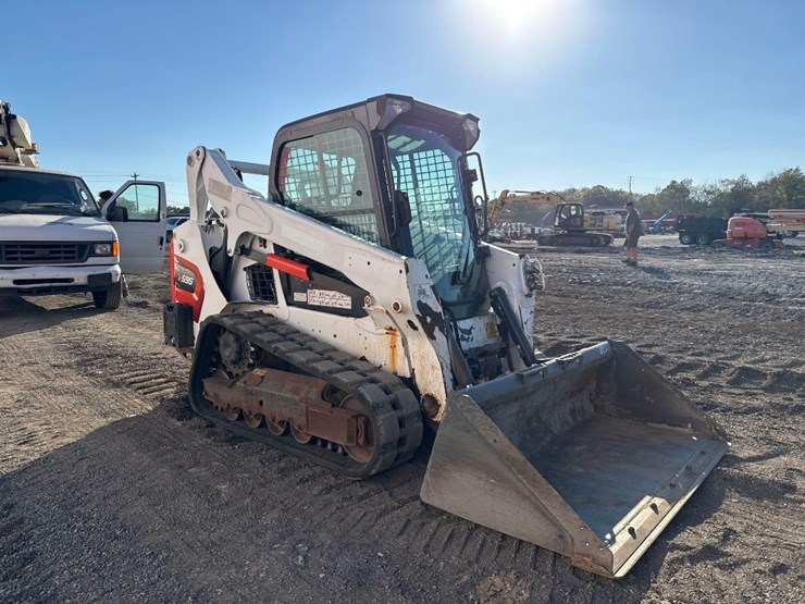 2021-bobcat-t595-image-4