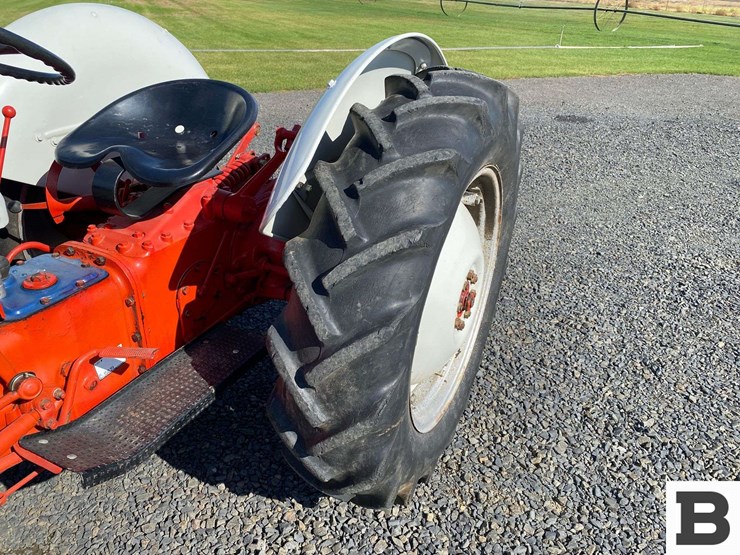 ford-tractor-image-19