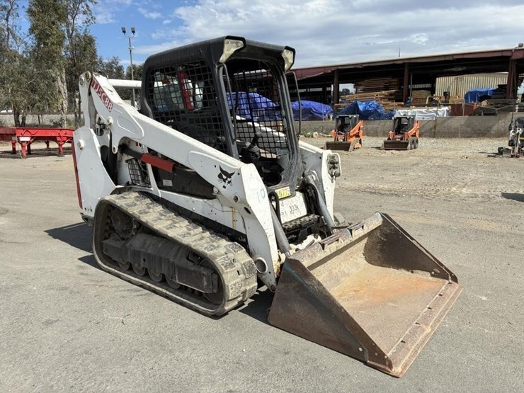 2016-bobcat-t590-image-2