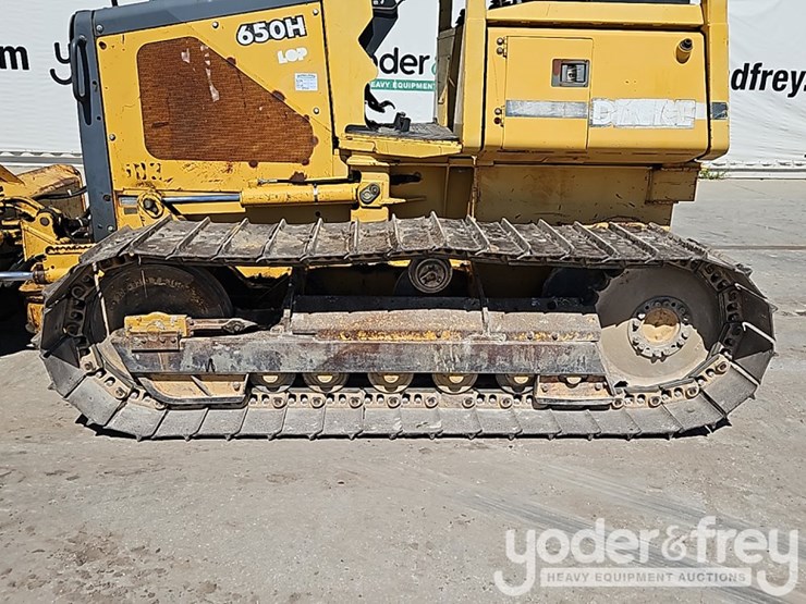 deere-650h-lgp-image-18