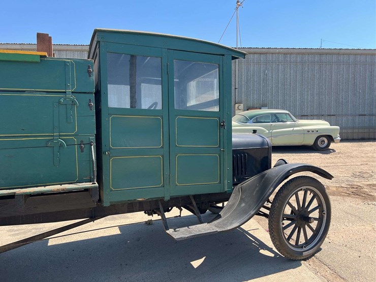 ford-model-t-image-37