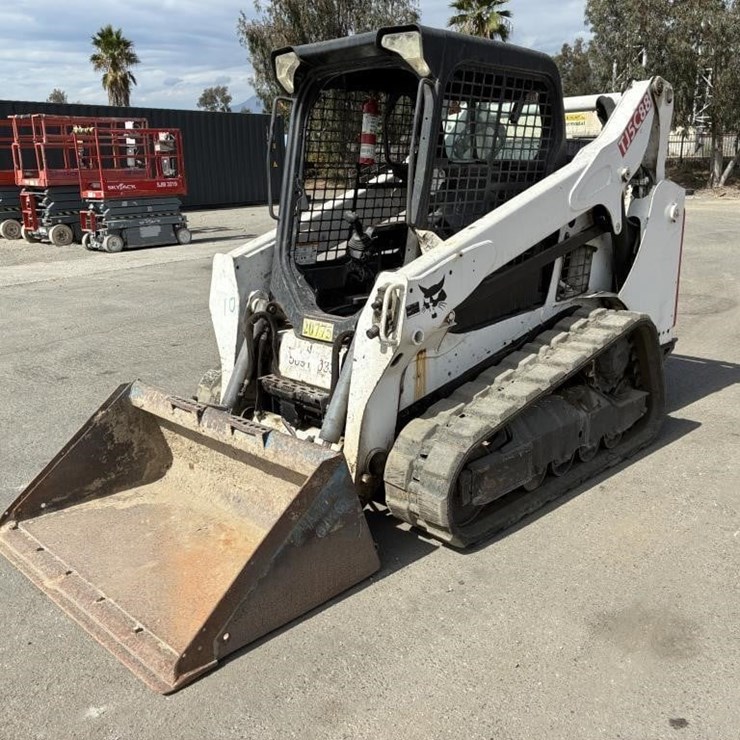 2016 BOBCAT T590