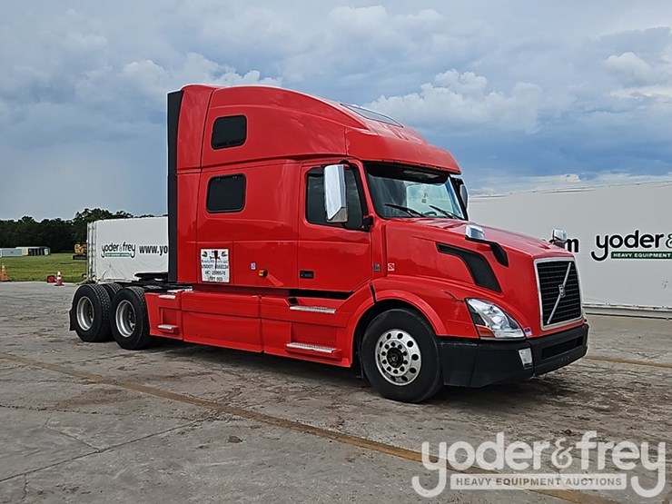 2016-volvo-vnl-image-7