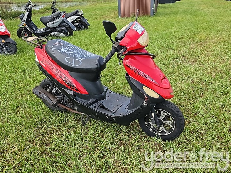 raz-scooter-(non-runner)-image-5