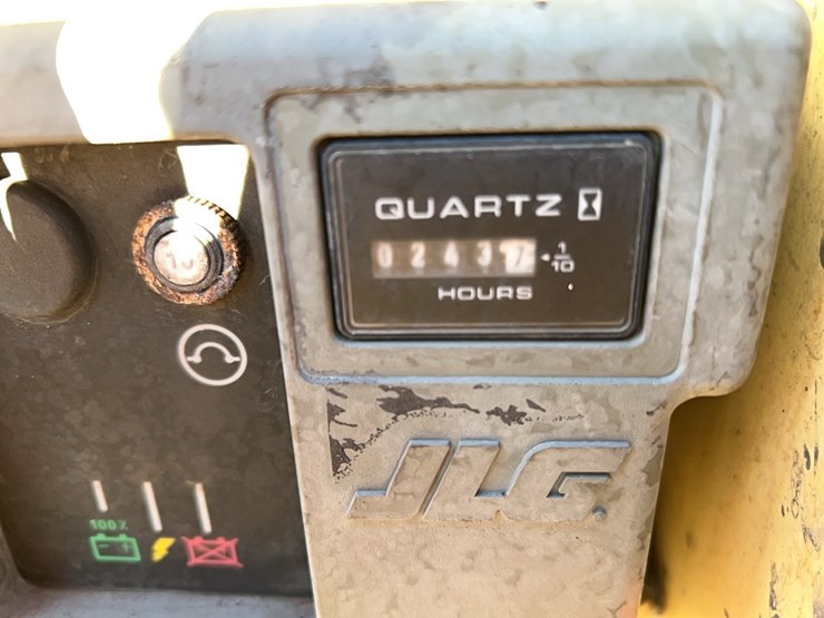 jlg-2630es-image-8